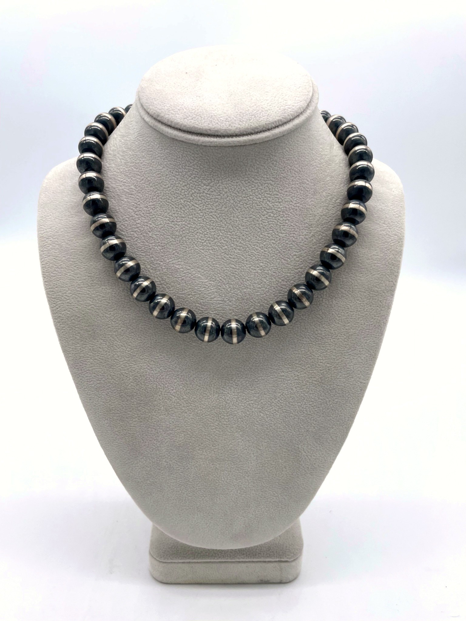 Navajo Sterling Silver Bench Bead Necklace