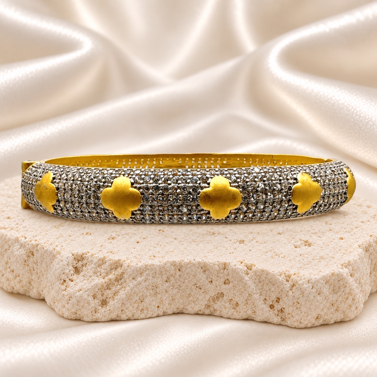 Freida Rothman 14K Matte sterling silve Gold plated& Rhodium Sparkling Clover Hinge Bangle Bracelet