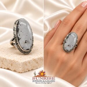 Navajo Sterling Silver & White Buffalo Split Shank Ring