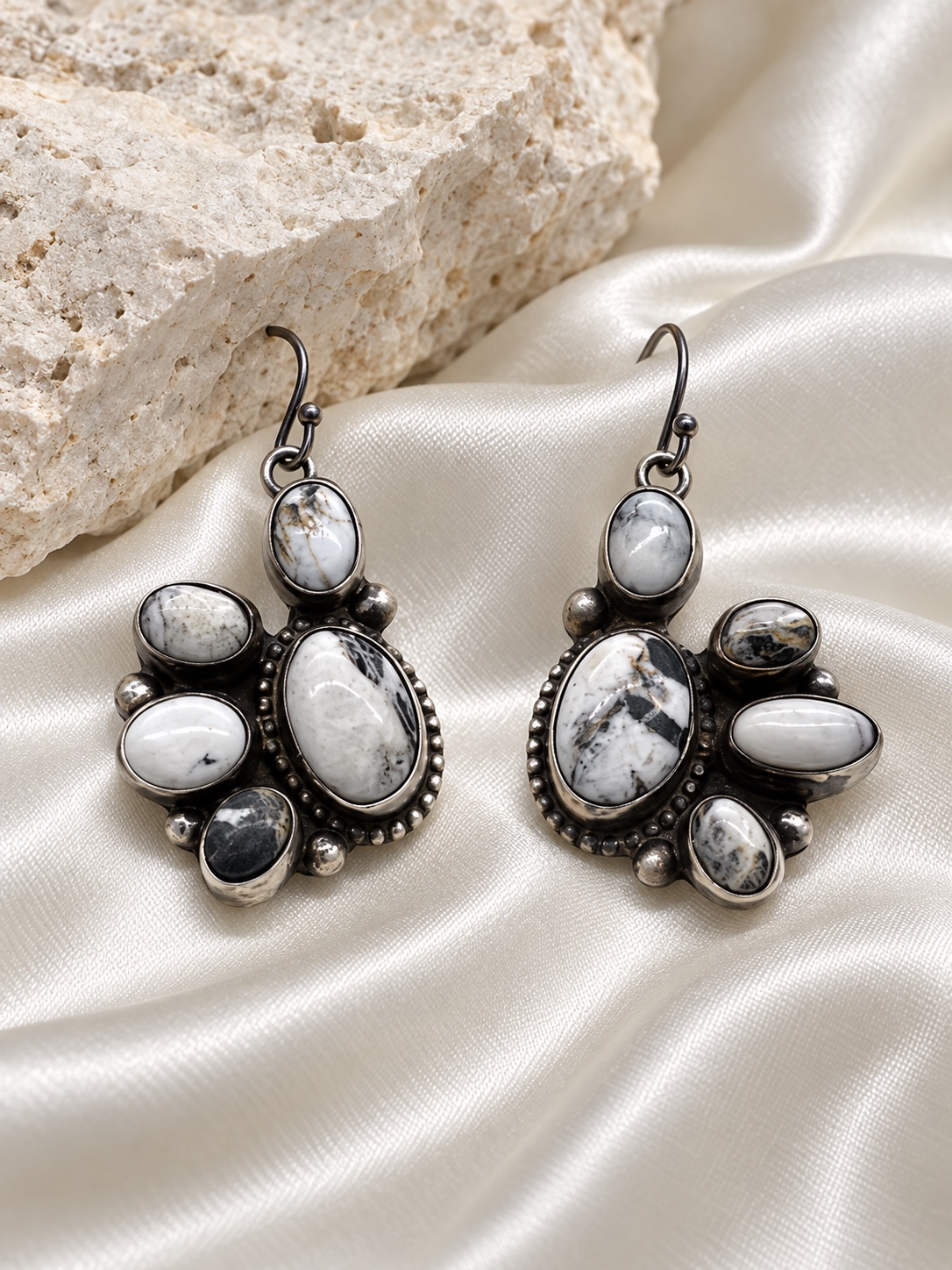 Sterling Silver & White Buffalo 7 Station Necklace & Earrings Set